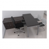 Puesto de  trabajo directivo con mueble credenza